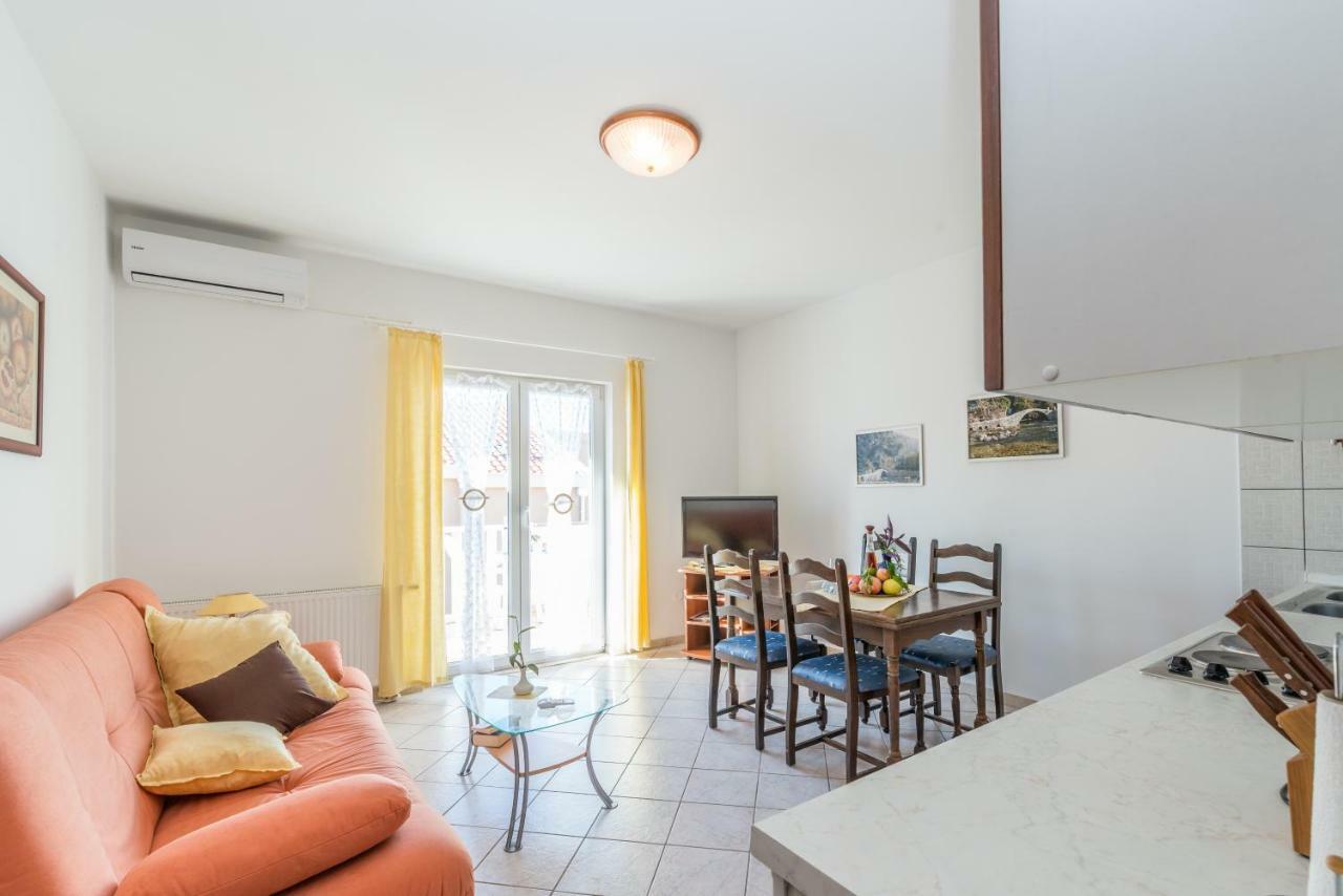 Apartments Victoria Zadar Eksteriør bilde