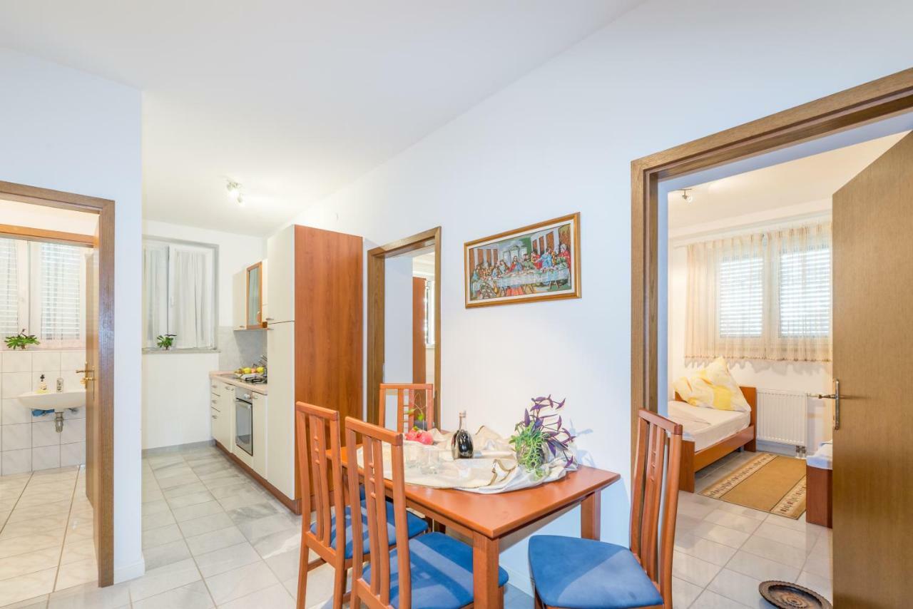 Apartments Victoria Zadar Eksteriør bilde